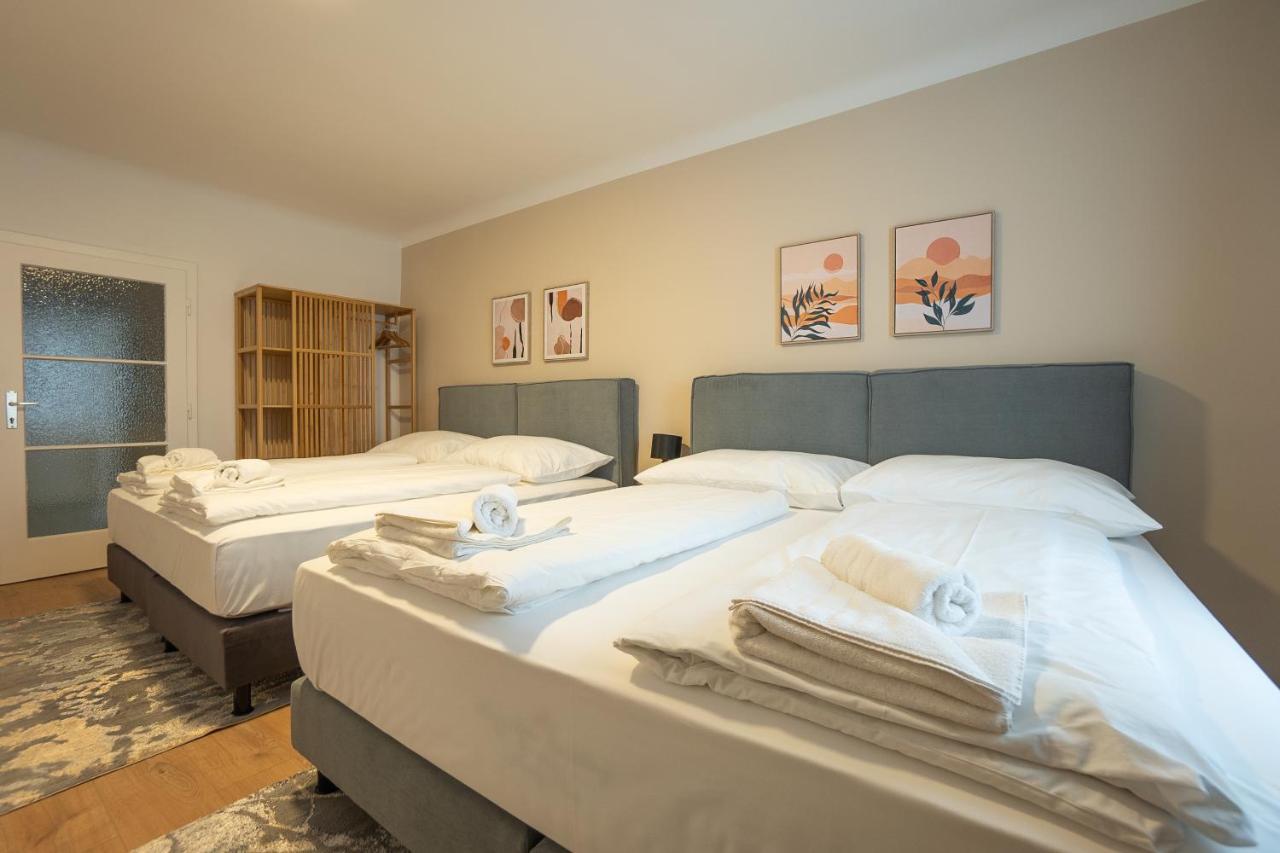 A 2-Bedroom Apartment With A King-Size Bed And A Balcony Is Located Just A 15-Minute Walk From Stephansplatz. Wien Exteriör bild